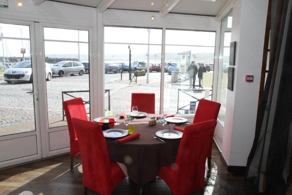 Hotel Le Suroit Perros-Guirec Exteriör bild